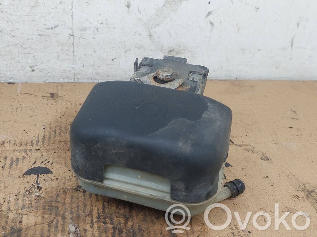 Opel Meriva A Jarrunestesäiliö 