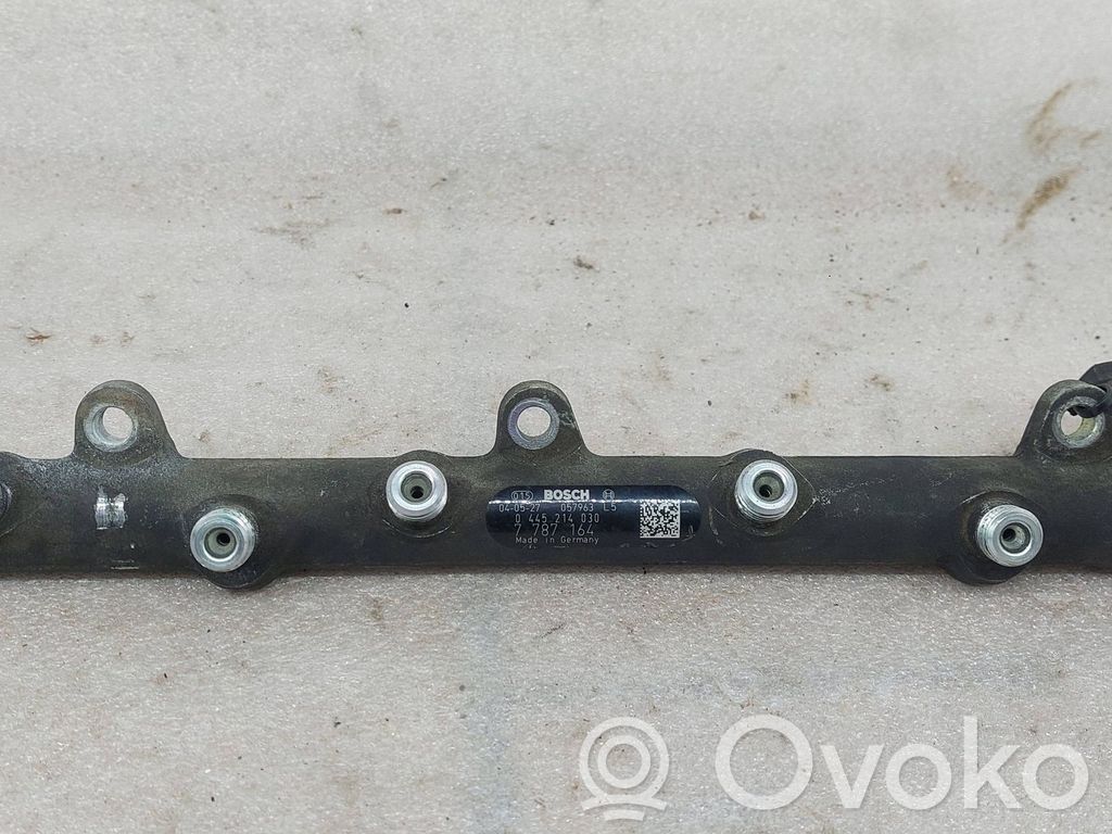 BMW 3 E46 Fuel main line pipe 