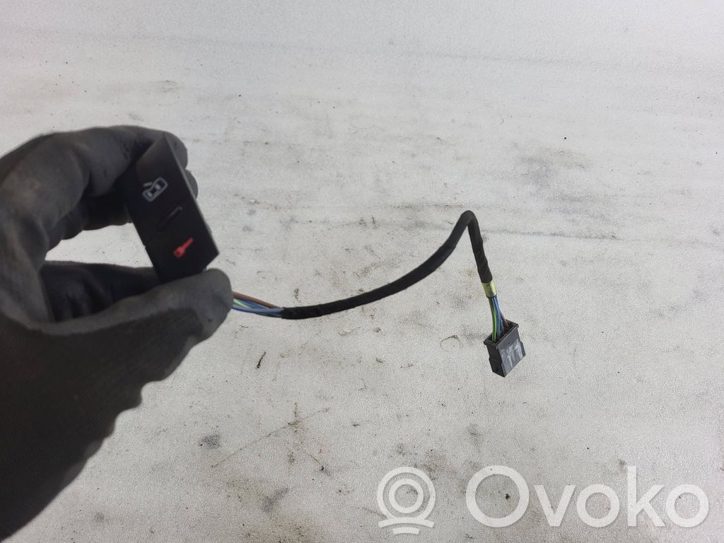 Audi A6 S6 C5 4B Central locking switch button 