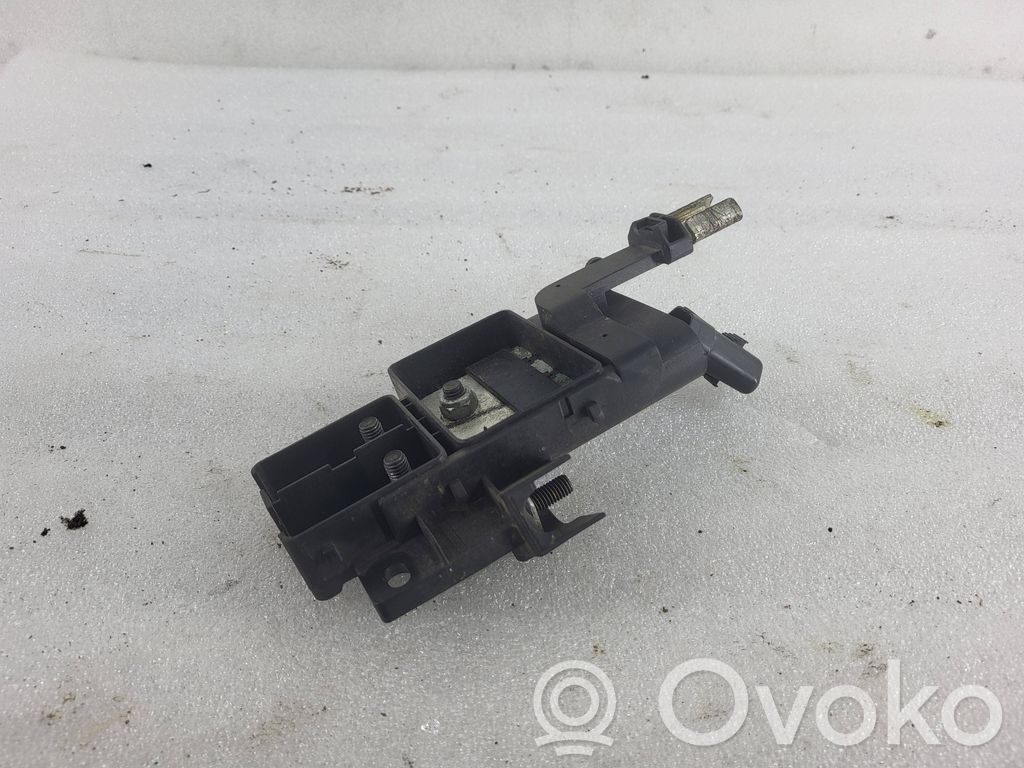 BMW 7 E65 E66 Saugiklių blokas 