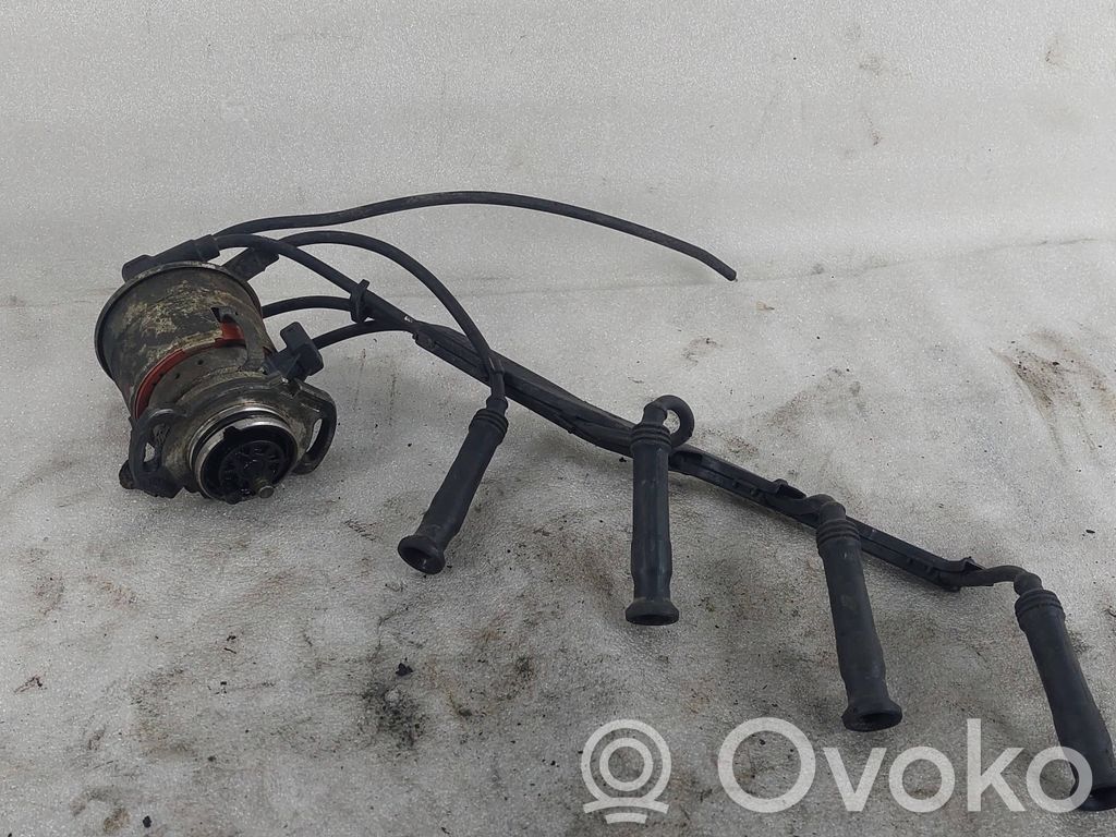 Volkswagen Golf III Spark distributor 