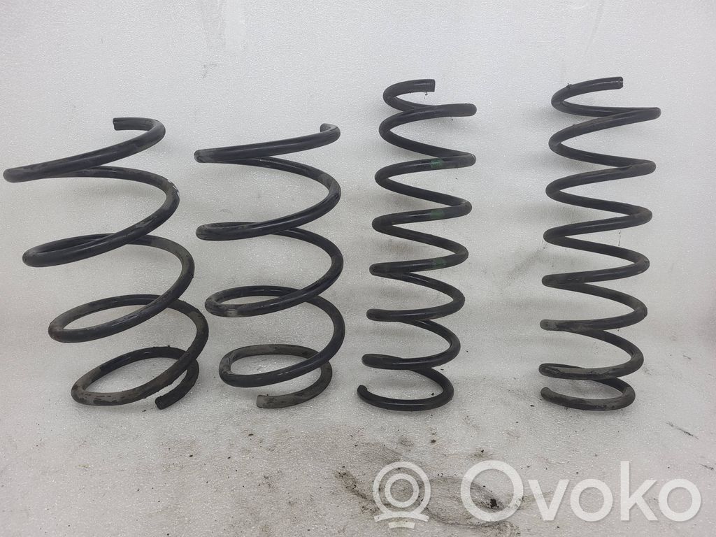 Front coil spring   3333