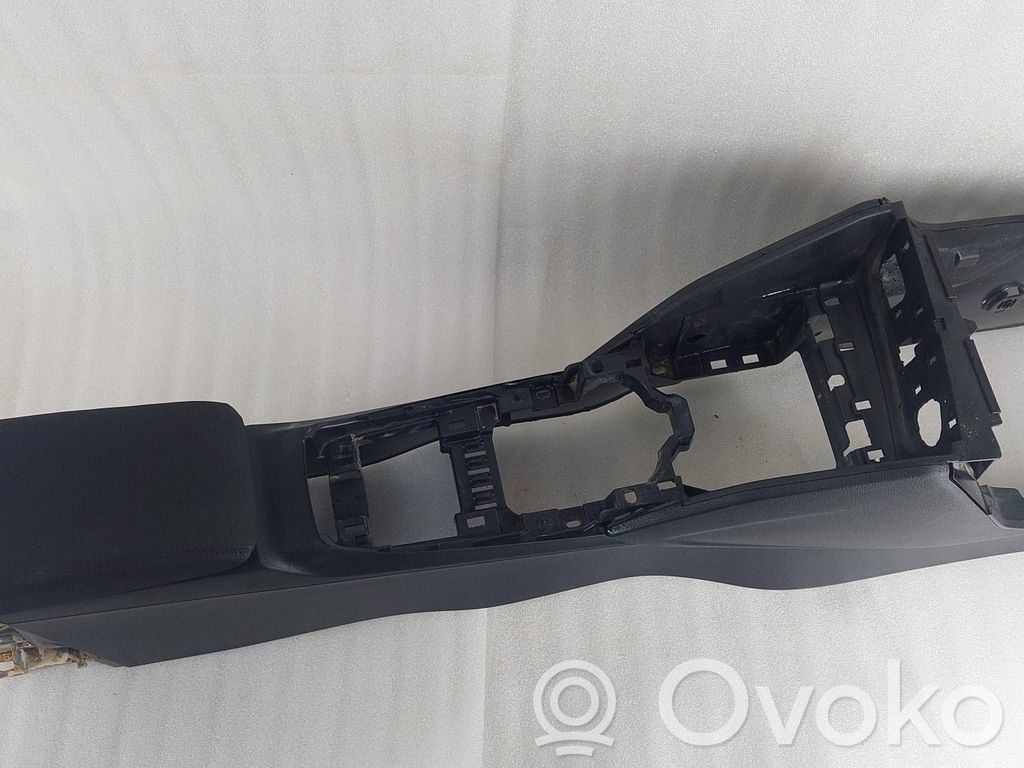 Audi Q2 - Centrālā konsole 