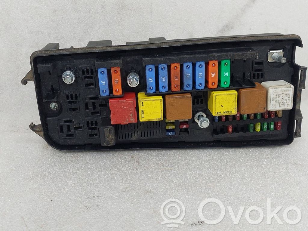 Opel Vectra C Módulo de fusible 