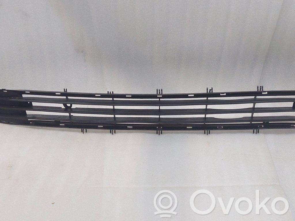 Opel Corsa C Kratka dolna zderzaka przedniego 