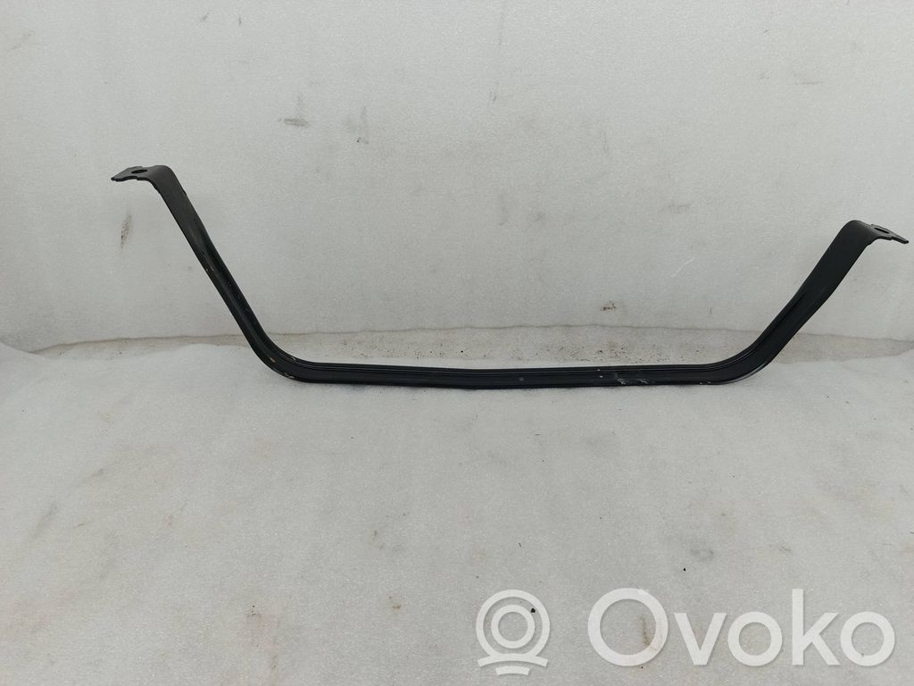 Audi Q3 F3 Staffa di fissaggio del serbatoio del carburante 
