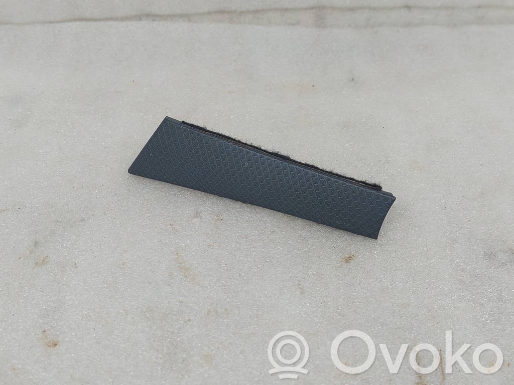 Audi Q3 F3 Ramă ornament torpedou bord 