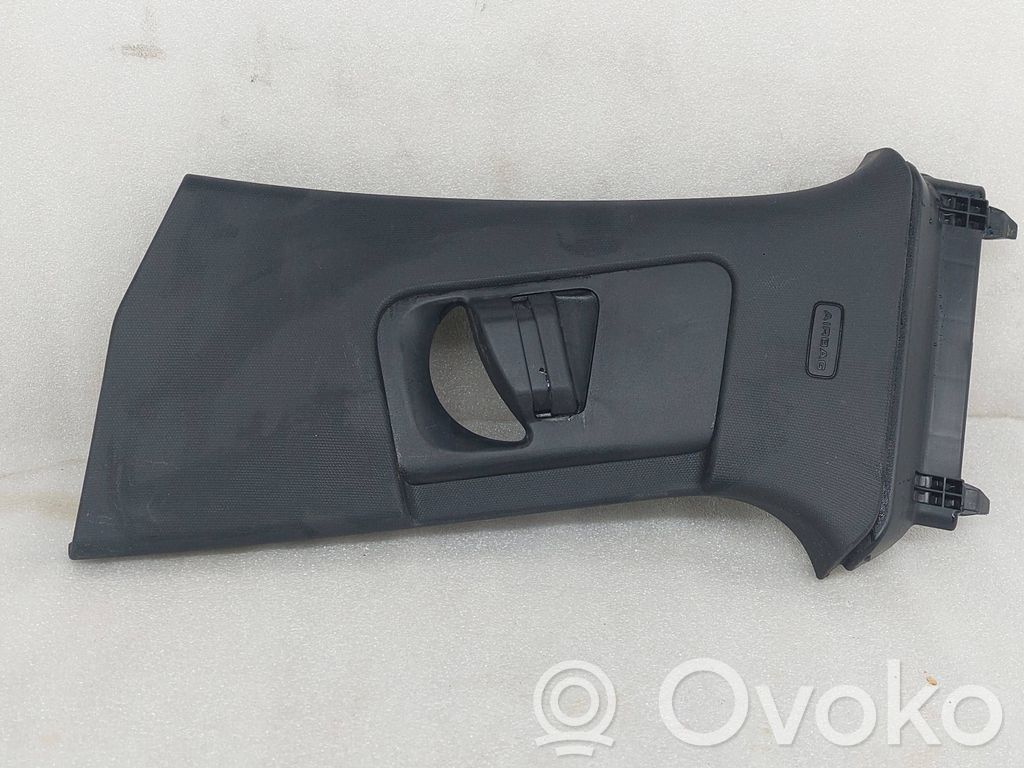 Audi A3 8Y Pilar (B) (superior) 