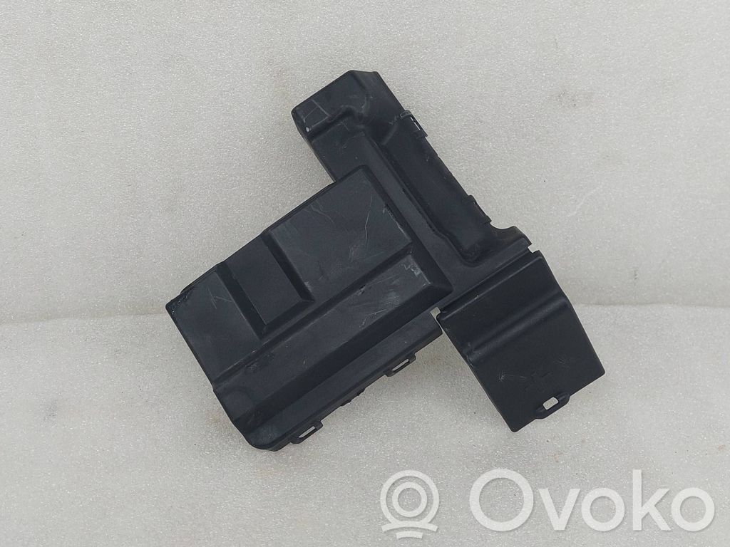 Audi A3 8Y Muu moottoritilan osa 