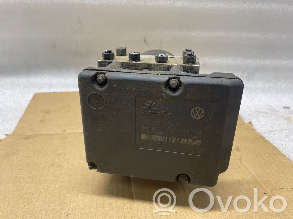 Volkswagen Golf IV Bomba de ABS 