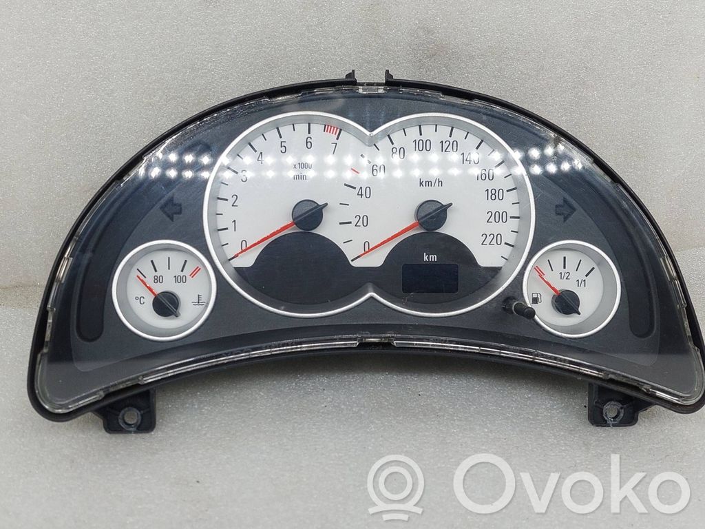 Opel Corsa C Speedometer (instrument cluster) 