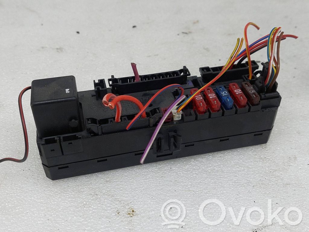 Mercedes-Benz C W202 Fuse module 
