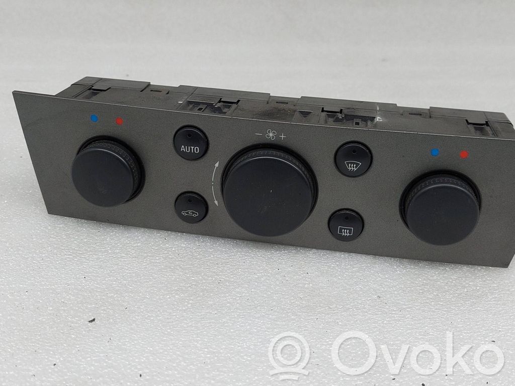 Opel Vectra C Climate control unit 