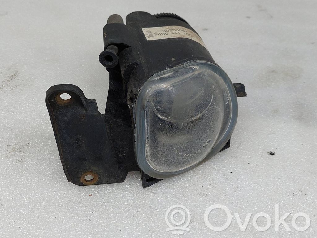 Luz de niebla delantera   4B0941700A,89303061