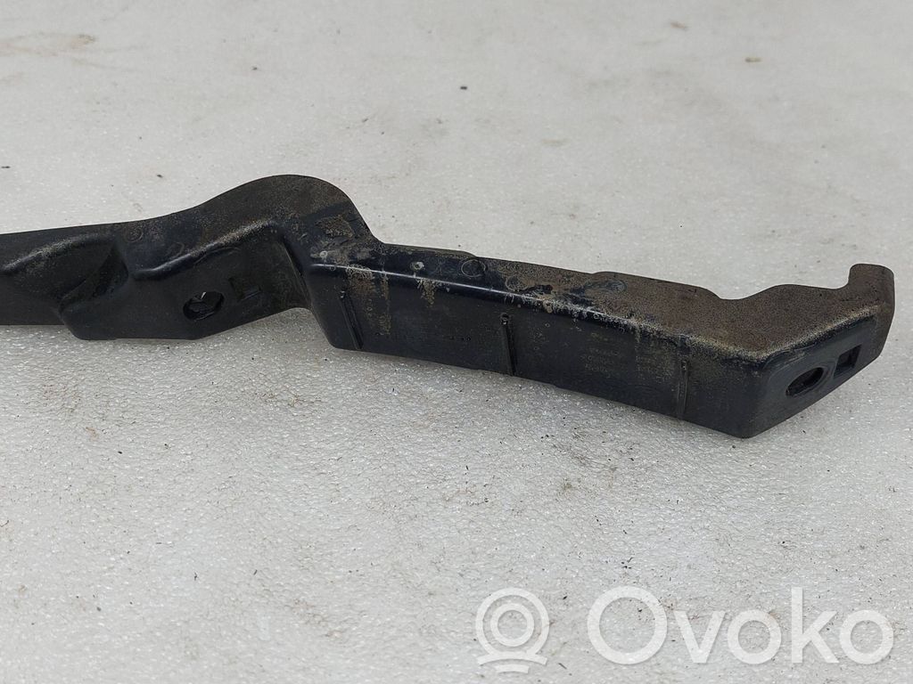 KIA Ceed Front bumper mounting bracket 