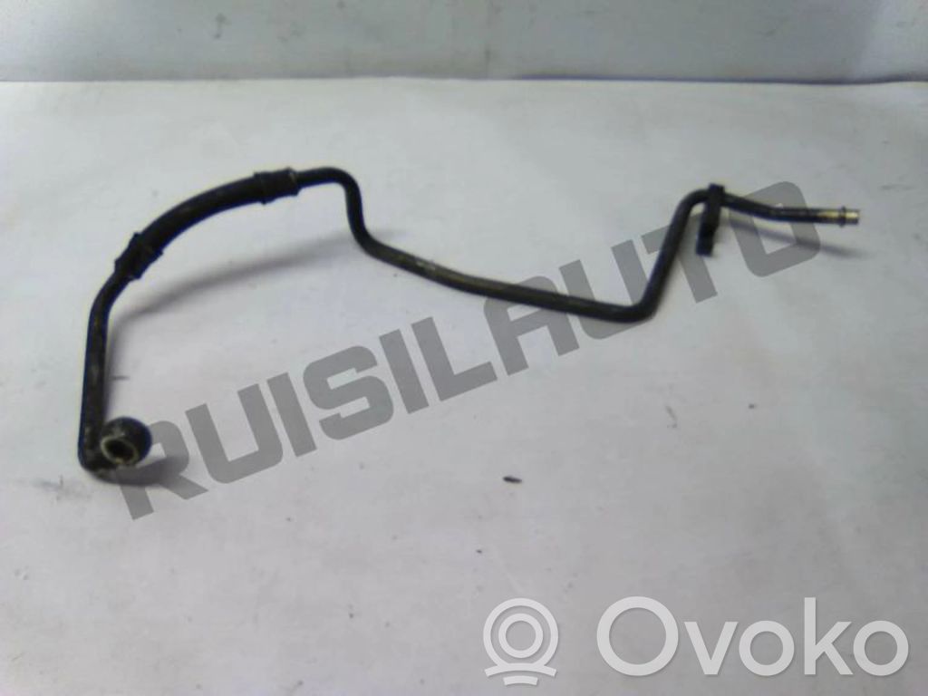 Oil fill pipe