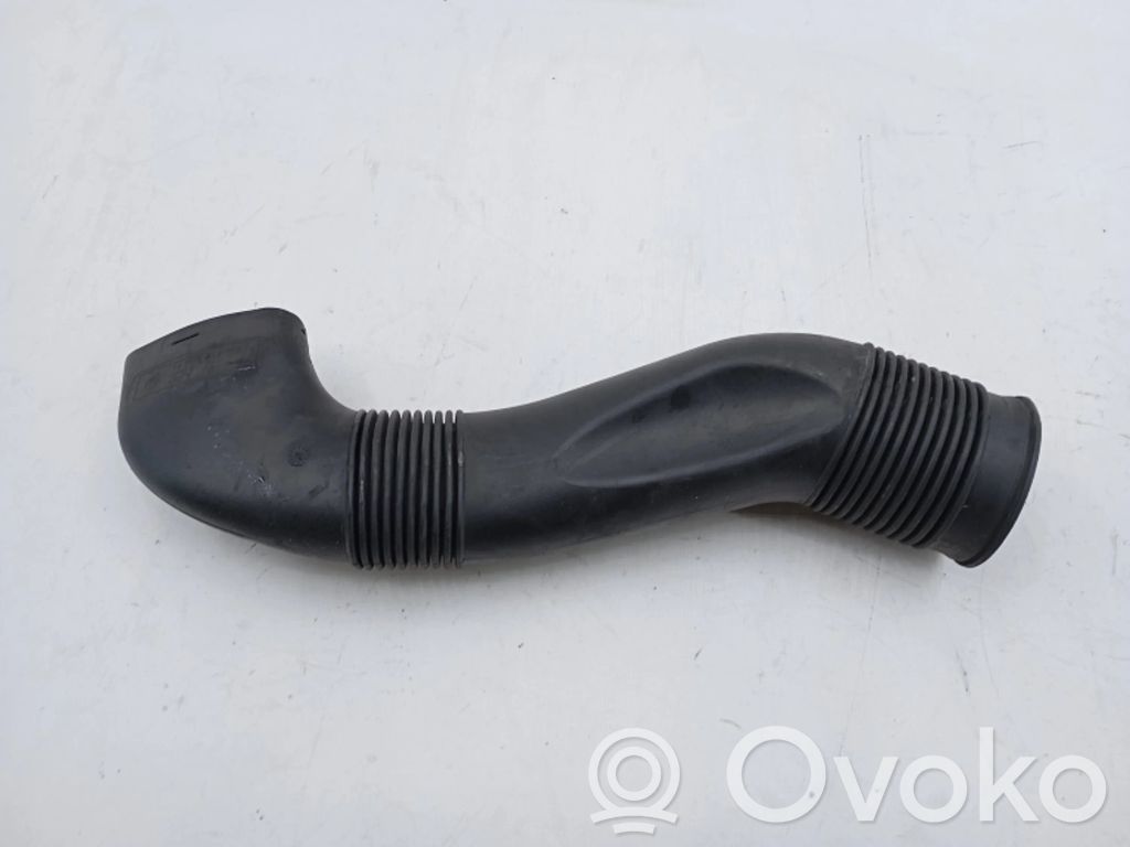 BMW 5 E39 Air intake hose/pipe 