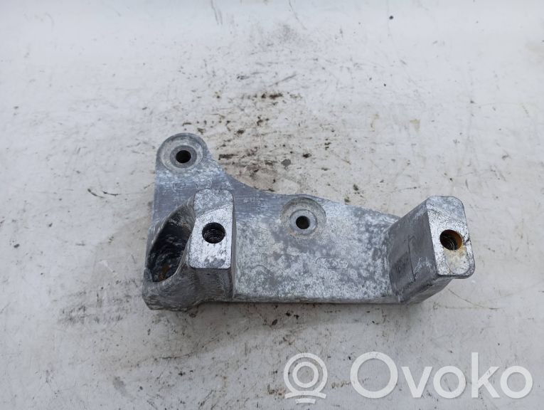 Engine mount bracket   9660142480