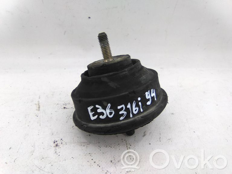 BMW 3 E36 Engine mount bracket 