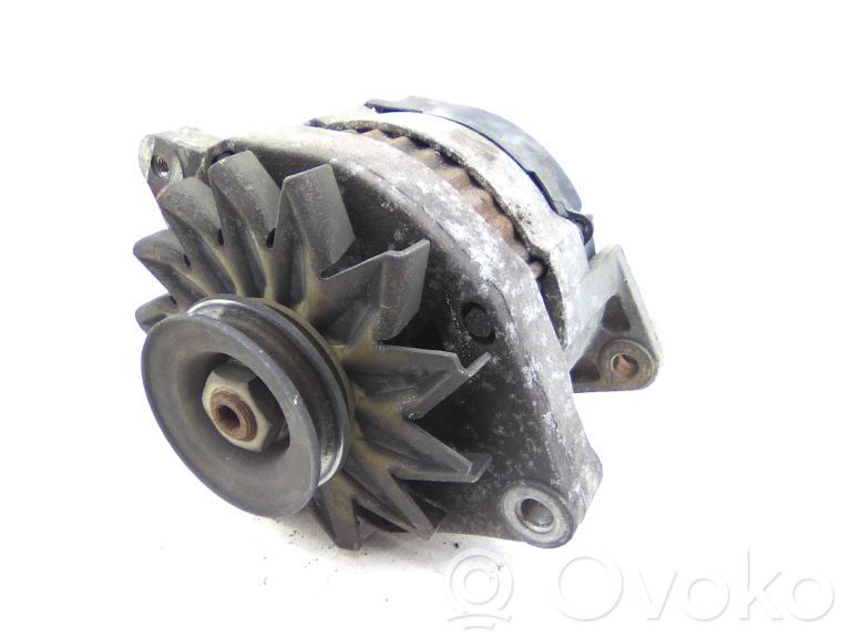 Renault Clio I Генератор 