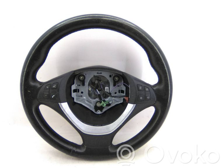 Steering wheel   6778744