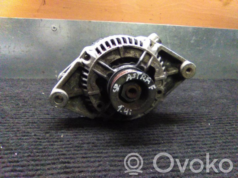 Opel Astra F Generatore/alternatore 