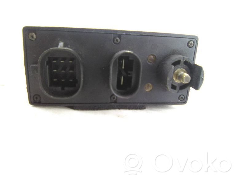 Renault 19 Interrupteur / bouton multifonctionnel 