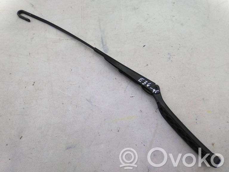 BMW 3 E36 Wischerarm vorne 