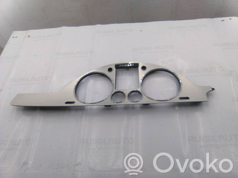 Cornice cruscotto   3C1858335