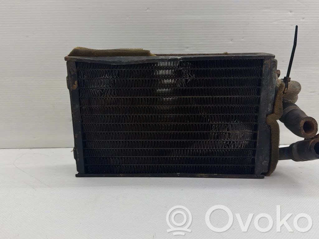 Radiator aerotermă