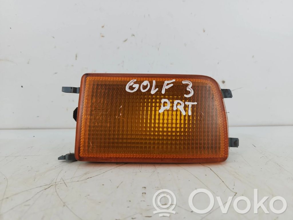 Volkswagen Golf III Blinker vorne Stoßstange 