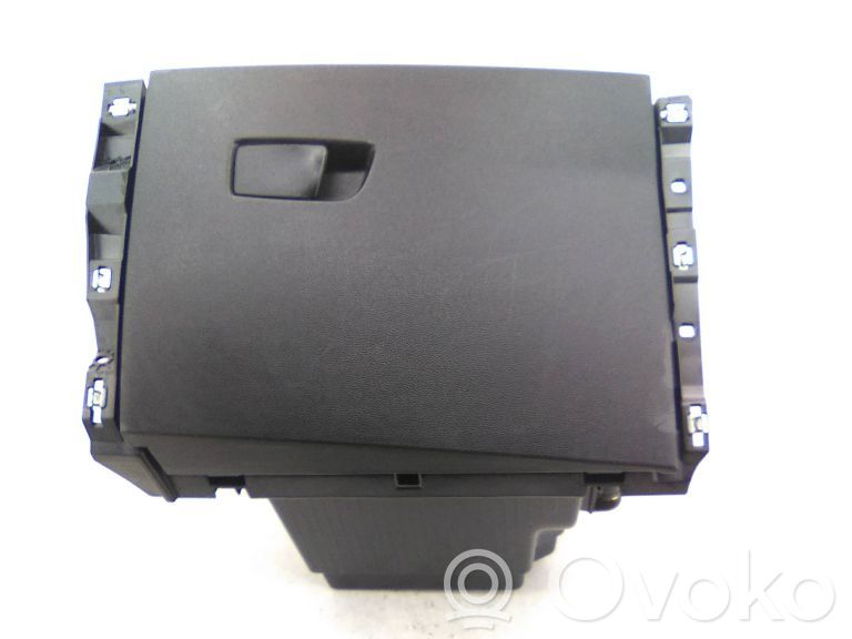 Guantera   689201984R