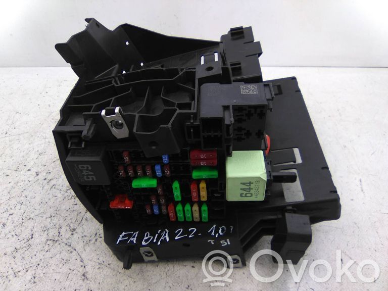 Skoda Fabia Mk4 (6VA) Unitate de control SAM 