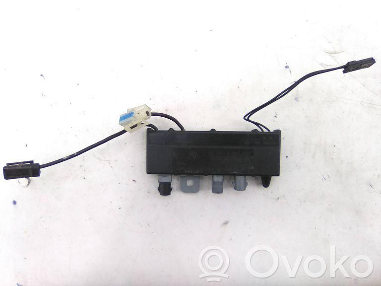 Aerial antenna amplifier   65248352489