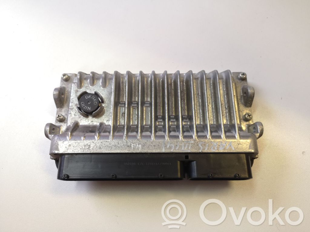 Toyota Yaris Engine control unit/module 