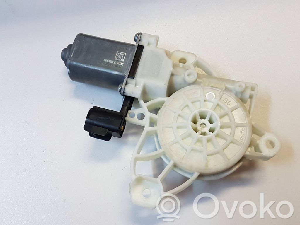 Ford Focus Silniczek podnoszenia szyby drzwi tylnych 