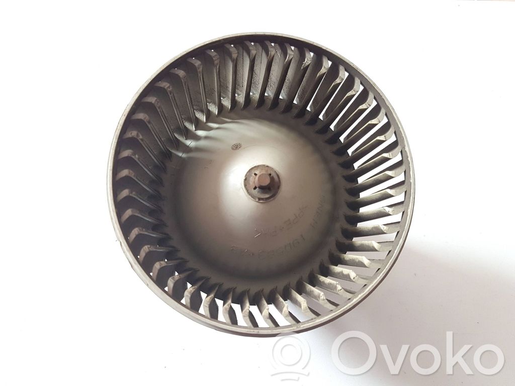 Nissan Navara D40 Ventilator aerotermă 