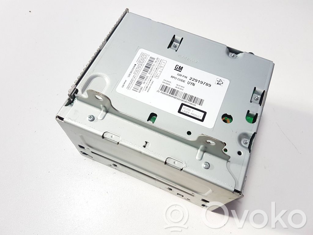 Panel / Radioodtwarzacz CD/DVD/GPS   22919789