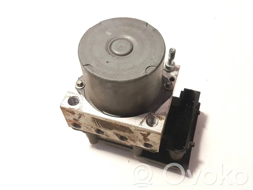Nissan Primera ABS Blokas 