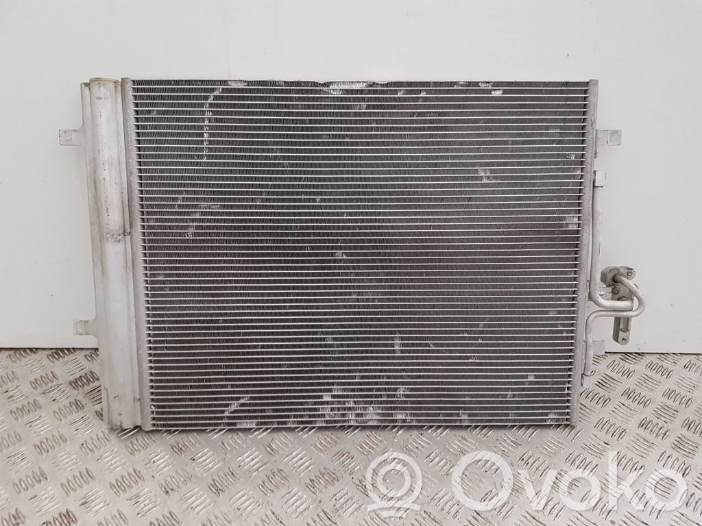 Volvo V70 Skraplacz / Chłodnica klimatyzacji 