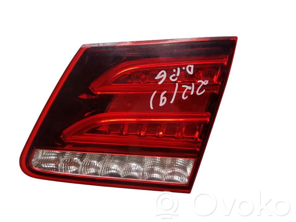 Mercedes-Benz E W212 Lampy tylnej klapy bagażnika 