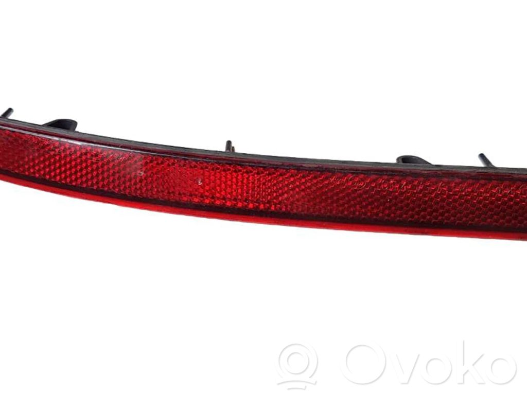 Opel Astra J Reflector de faros/luces traseros 