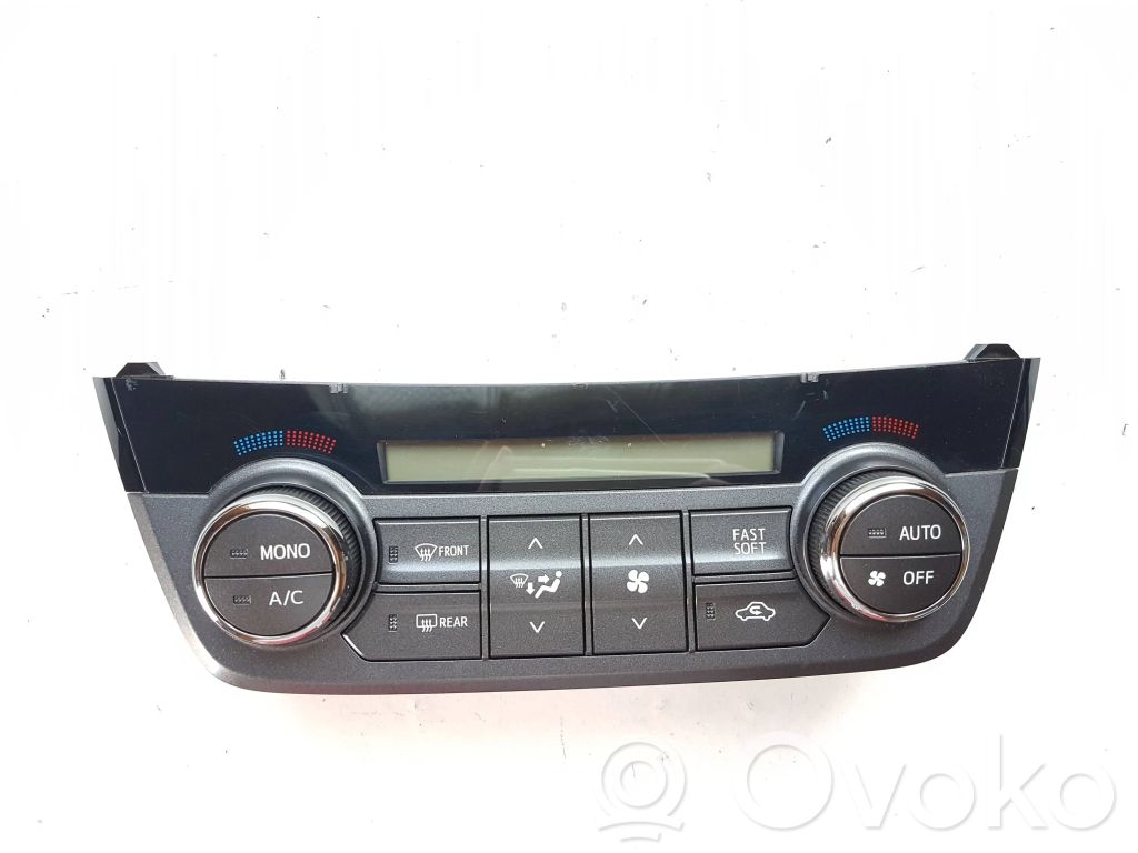 Toyota RAV 4 (XA40) Panel klimatyzacji 