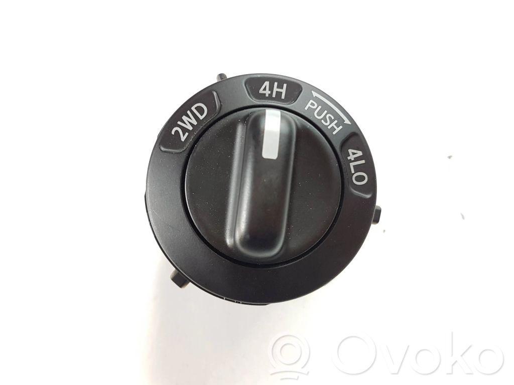 Nissan Navara D23 Interruptor de bloqueo del diferencial 