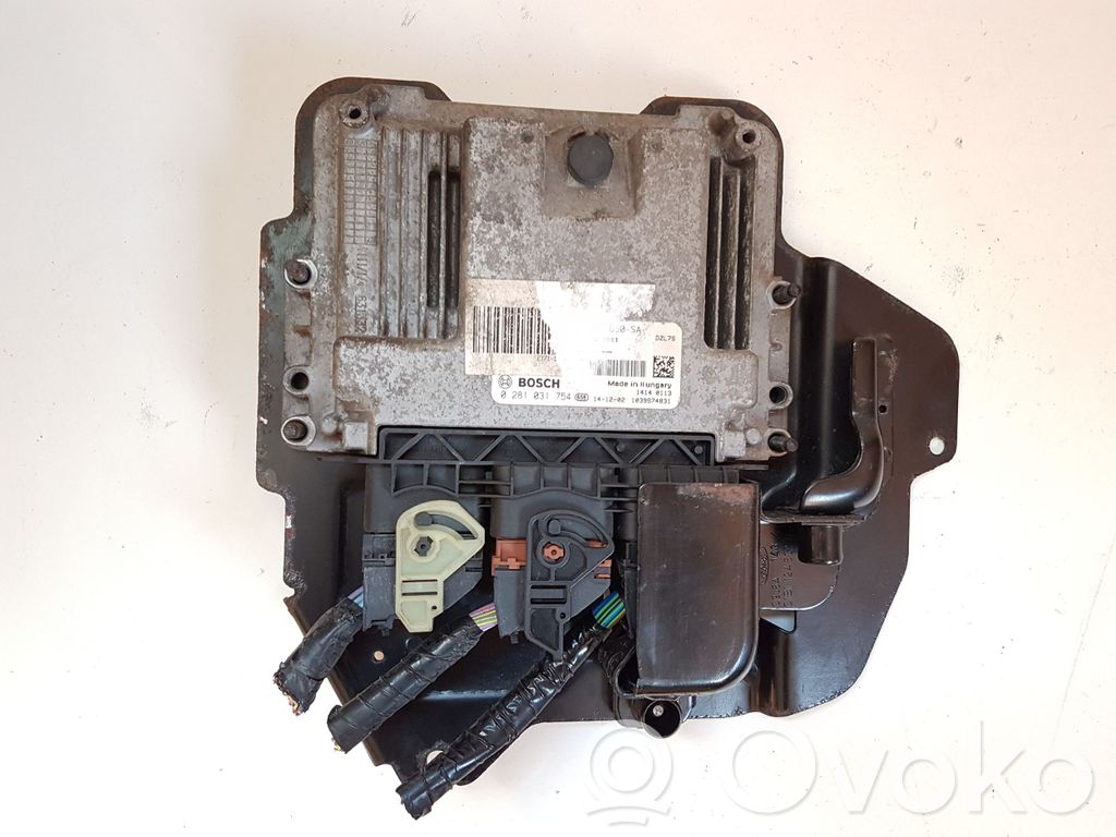 Ford Courier Engine control unit/module 