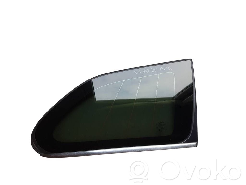Volvo XC60 Rear side window 