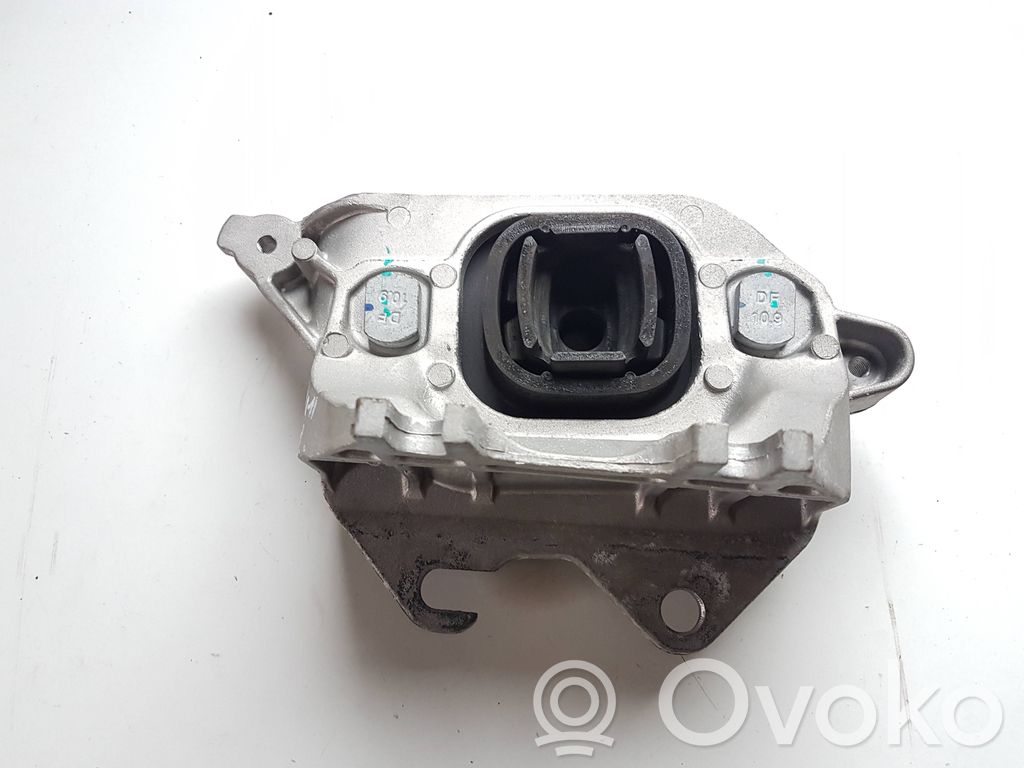Renault Arkana Gearbox mount 