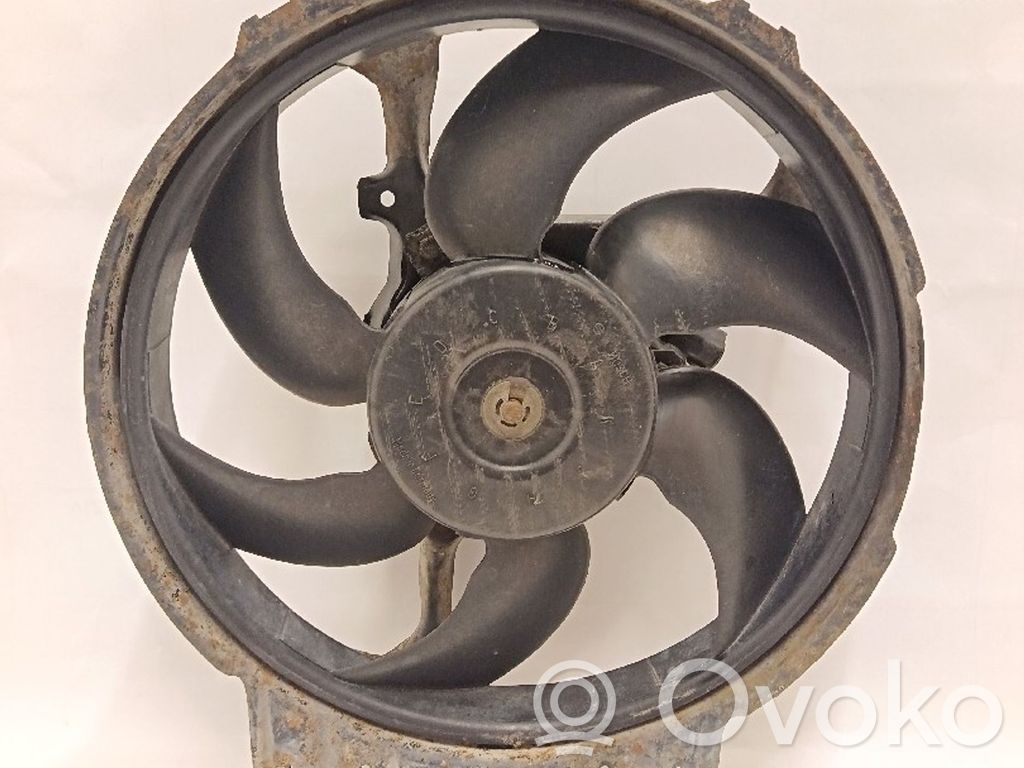 Elektrisks radiatoru ventilators   92AB8K620BA