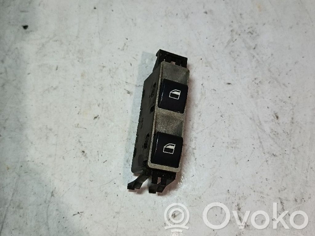 Electric window control switch   61318,381,514