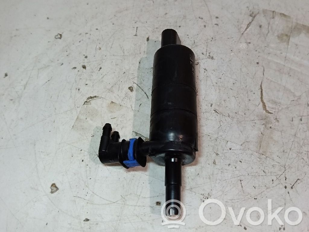 Windscreen/windshield washer pump   264,299
